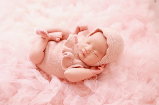 章丘宝宝下巴后缩